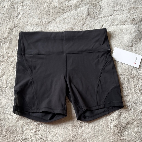 Lululemon Wunder Train Mesh Panel short - Picture 1 of 3